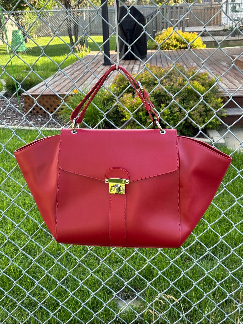 NWT Alberta Di Canio Red Mantova Leather Trapezoid Large Tote Purse Handbag